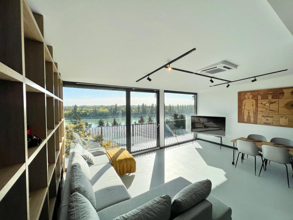 Danube Luxury Suite Budapest Bagian luar foto
